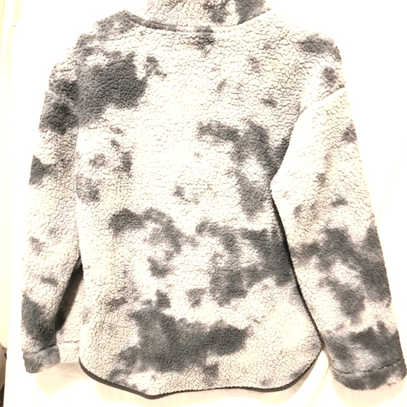 Old Navy Tie Dye Fleece Pullover - Picture 3 of 5